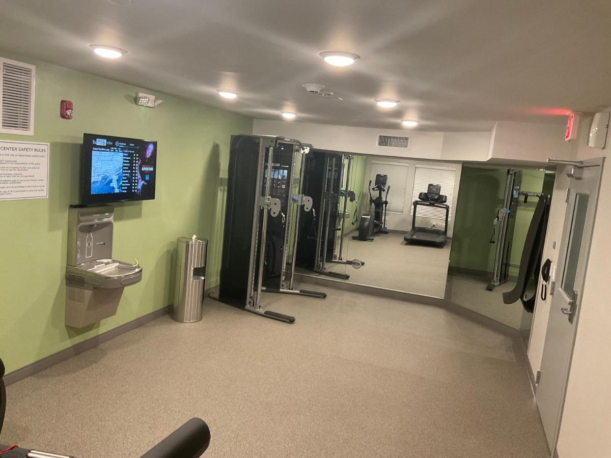 Woodspring Suites East Lansing - University Area Екстериор снимка